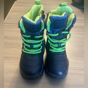 Carter’s Toddler Winter Boots – Size 5